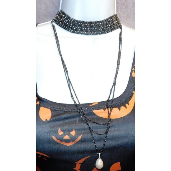 Gothic Multilayer Choker Necklace With Faux Pearl Accent - Picture 2 of 4